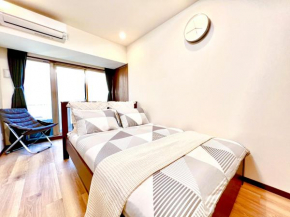 East Ikebukuro 2 Double Beds Apartment / Sunshine City